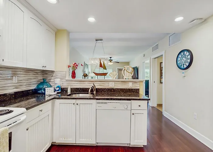 Harborside At Marker Thirty Three 2212 Clearwater Beach